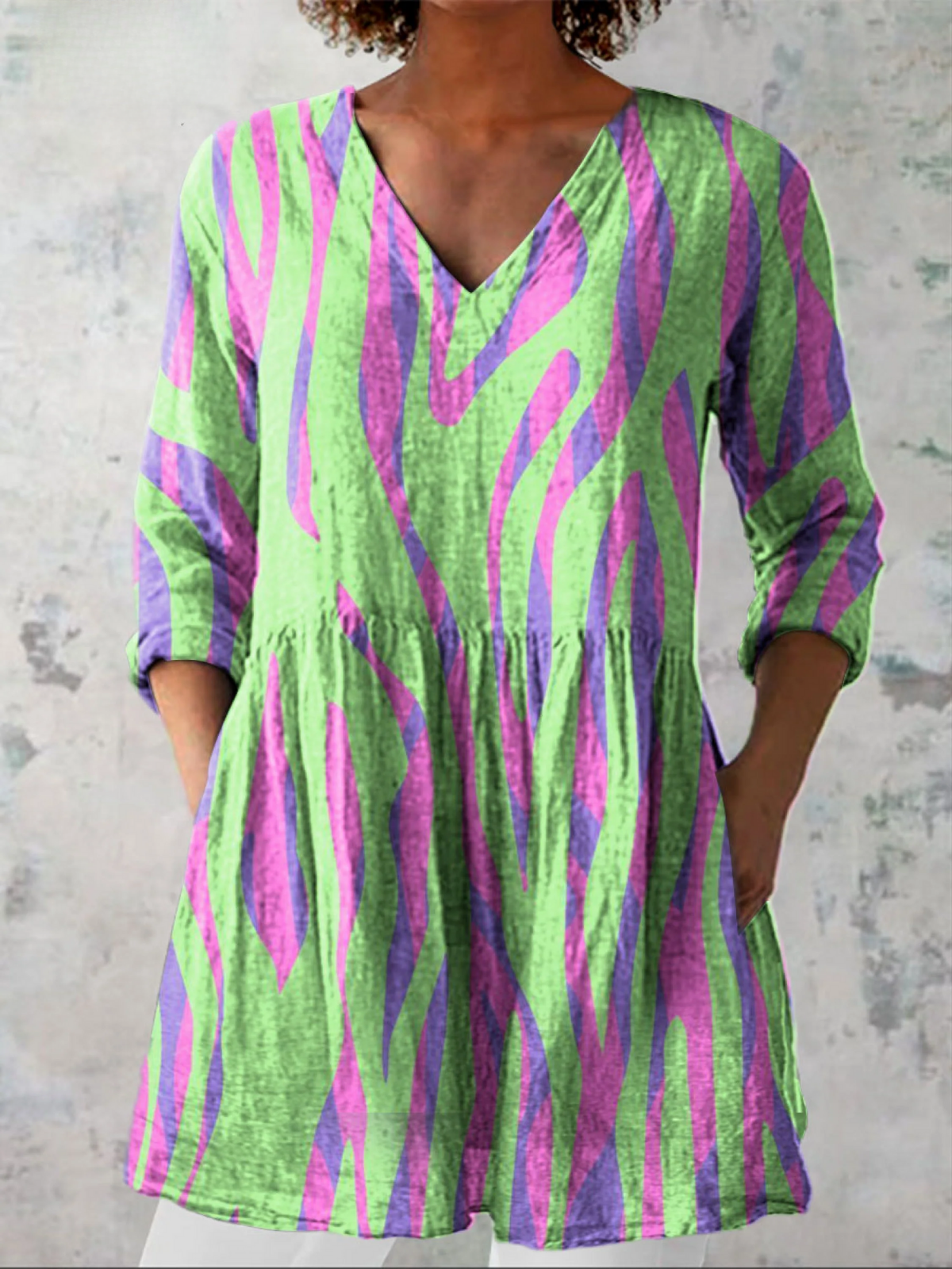 Maisie | Long Blouse with a Striking Print