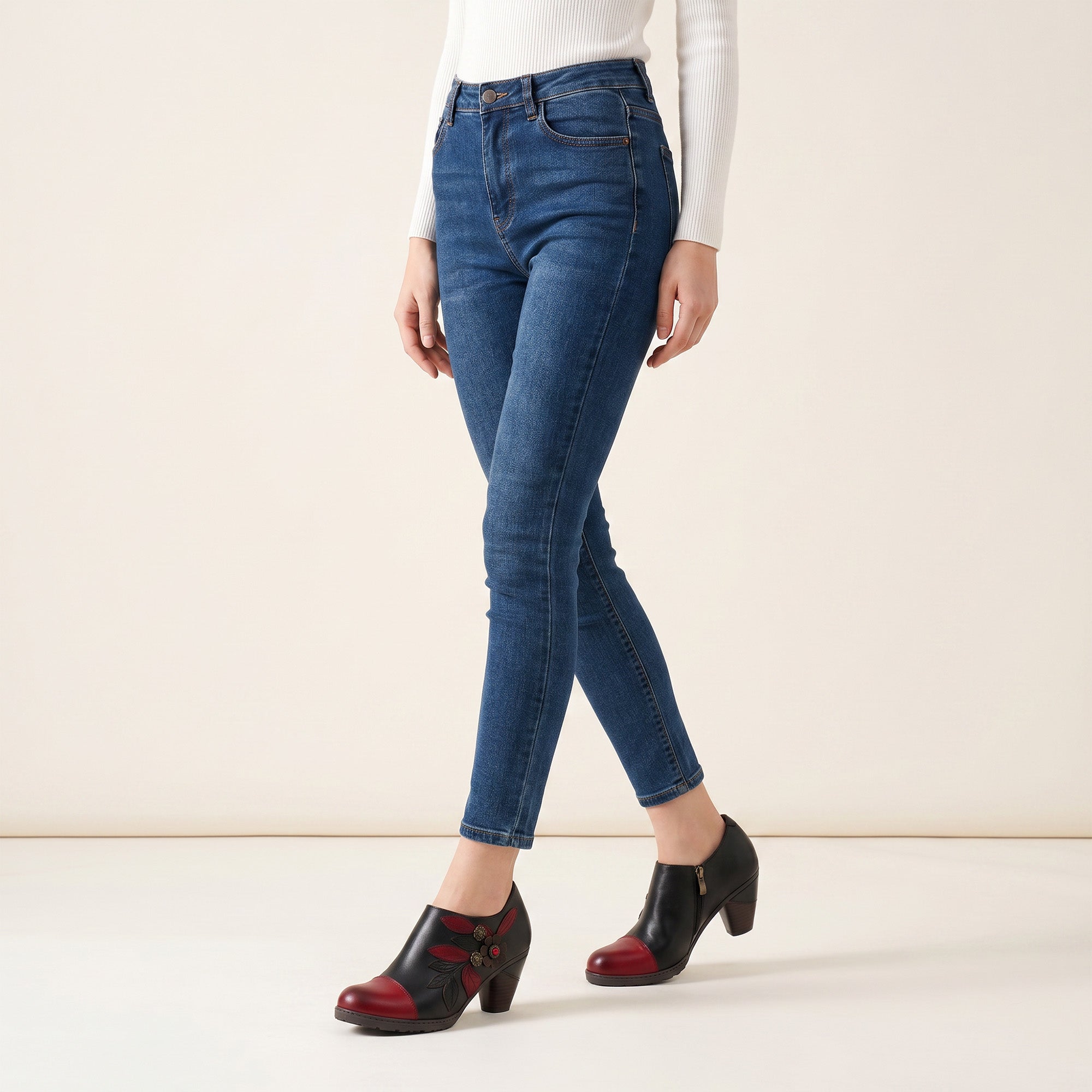 Retro Boho Floral Charm Pumps