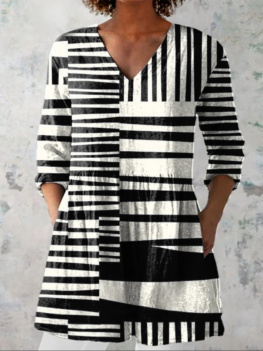 Naomi | Long Blouse with a Striking Print