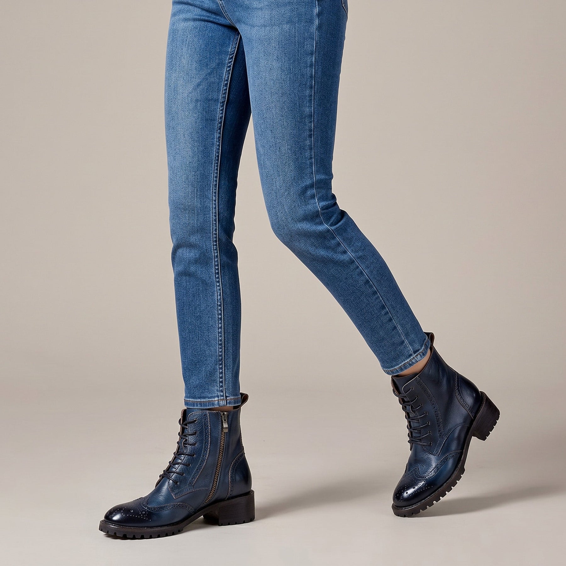 Comfortable Genuine Leather Laces Zipper Ankle Boots