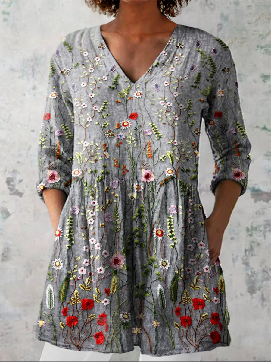 Esme | Long Blouse with a Striking Print