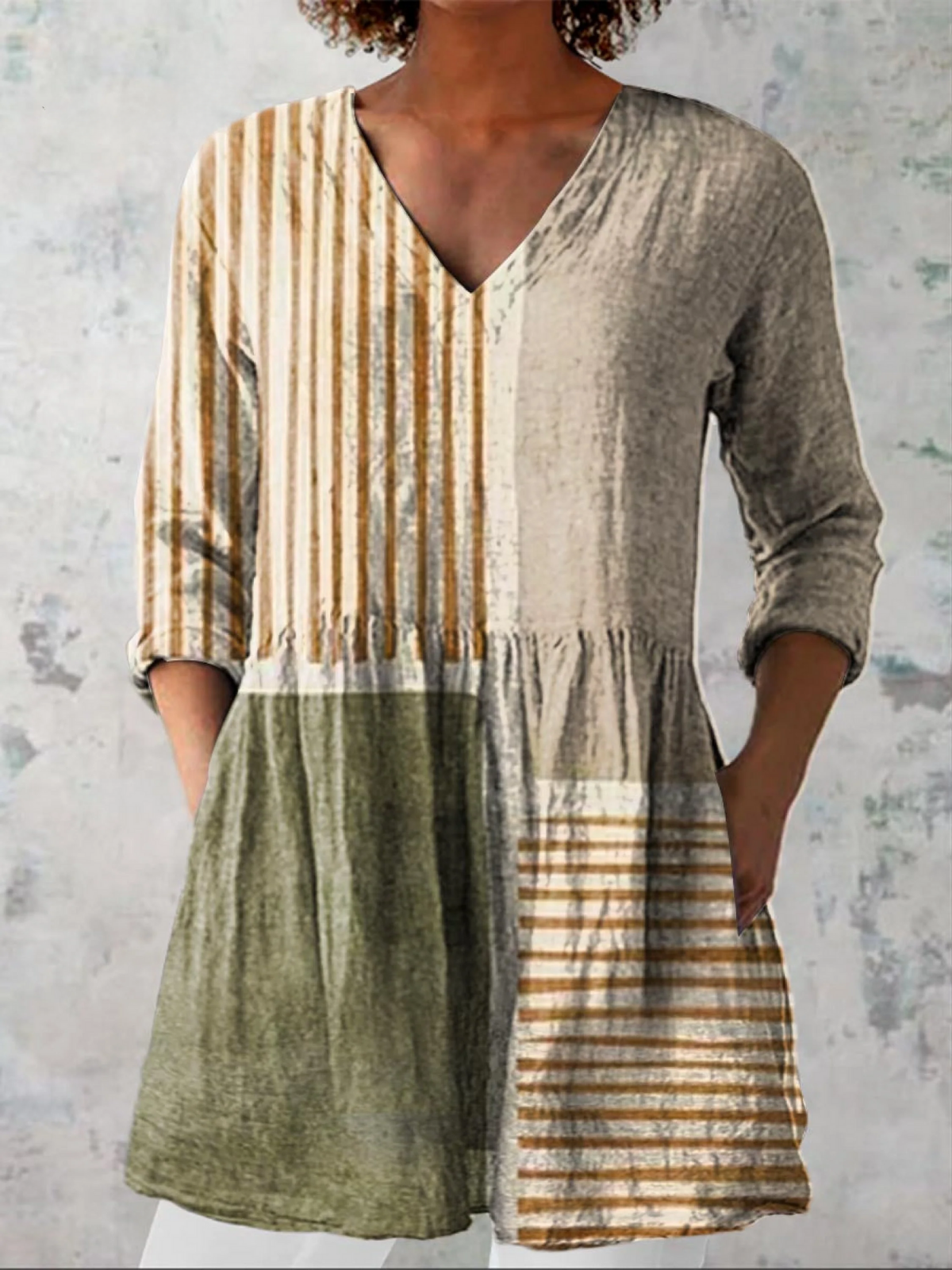 Beatrice | Long Blouse with a Striking Print