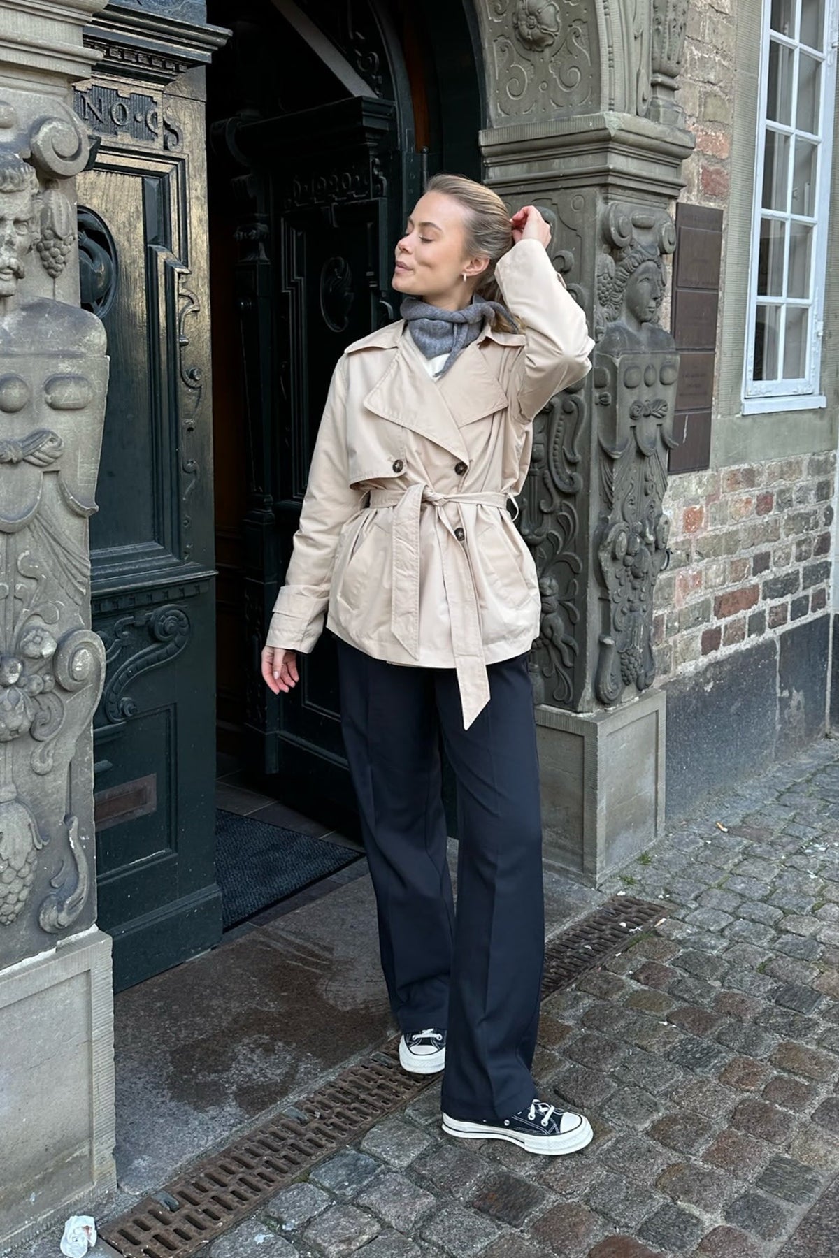 Women's Short Trench Coat Double-Breasted Notch Lapel