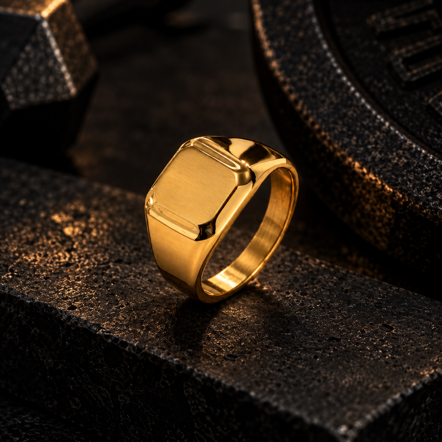 TYLER | SQUARE SIGNET RING