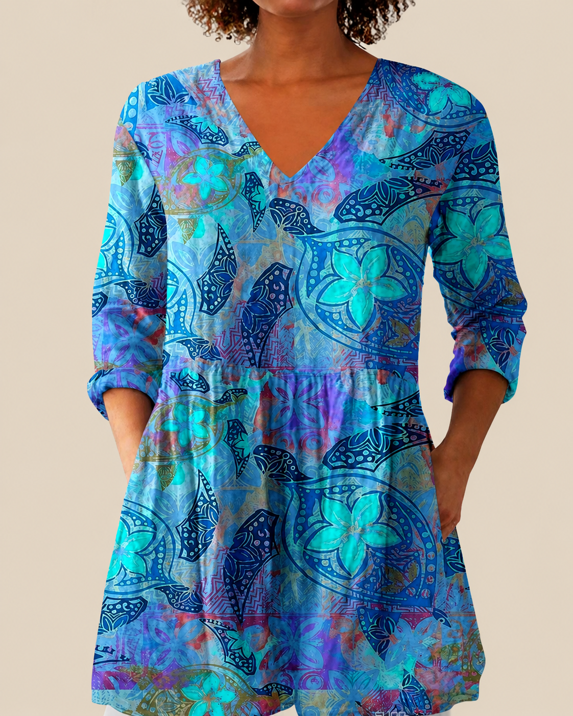 Lara | Long Blouse with a Striking Print