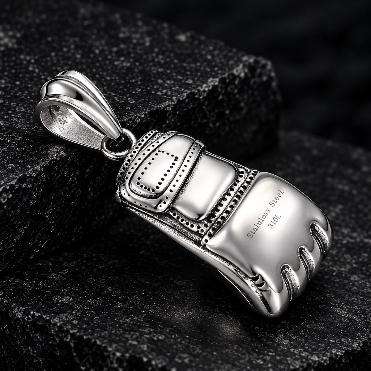 LOGAN | BOXING GLOVES PENDANT NECKLACE