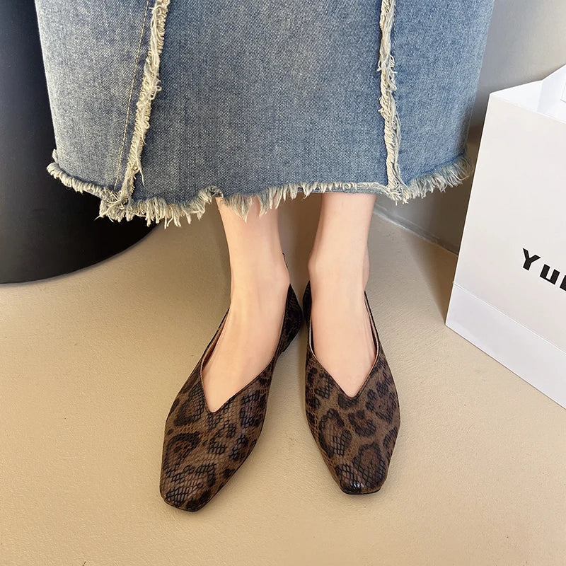 LYLA | WOMEN'S SNAKE PRINT SQUARE-TOE LOAFERS