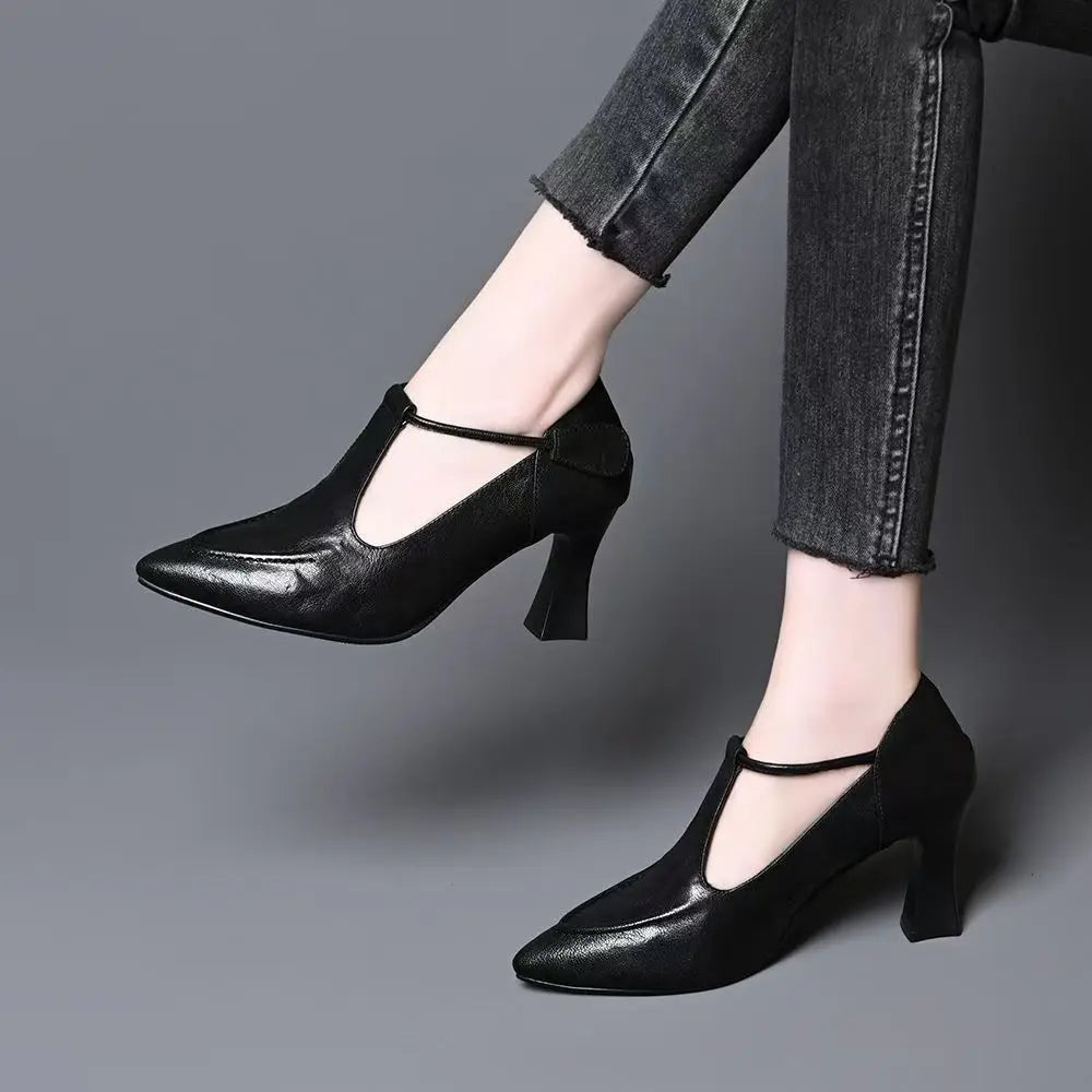 IMOGEN | VINTAGE T-STRAP BLOCK-HEEL SHOES