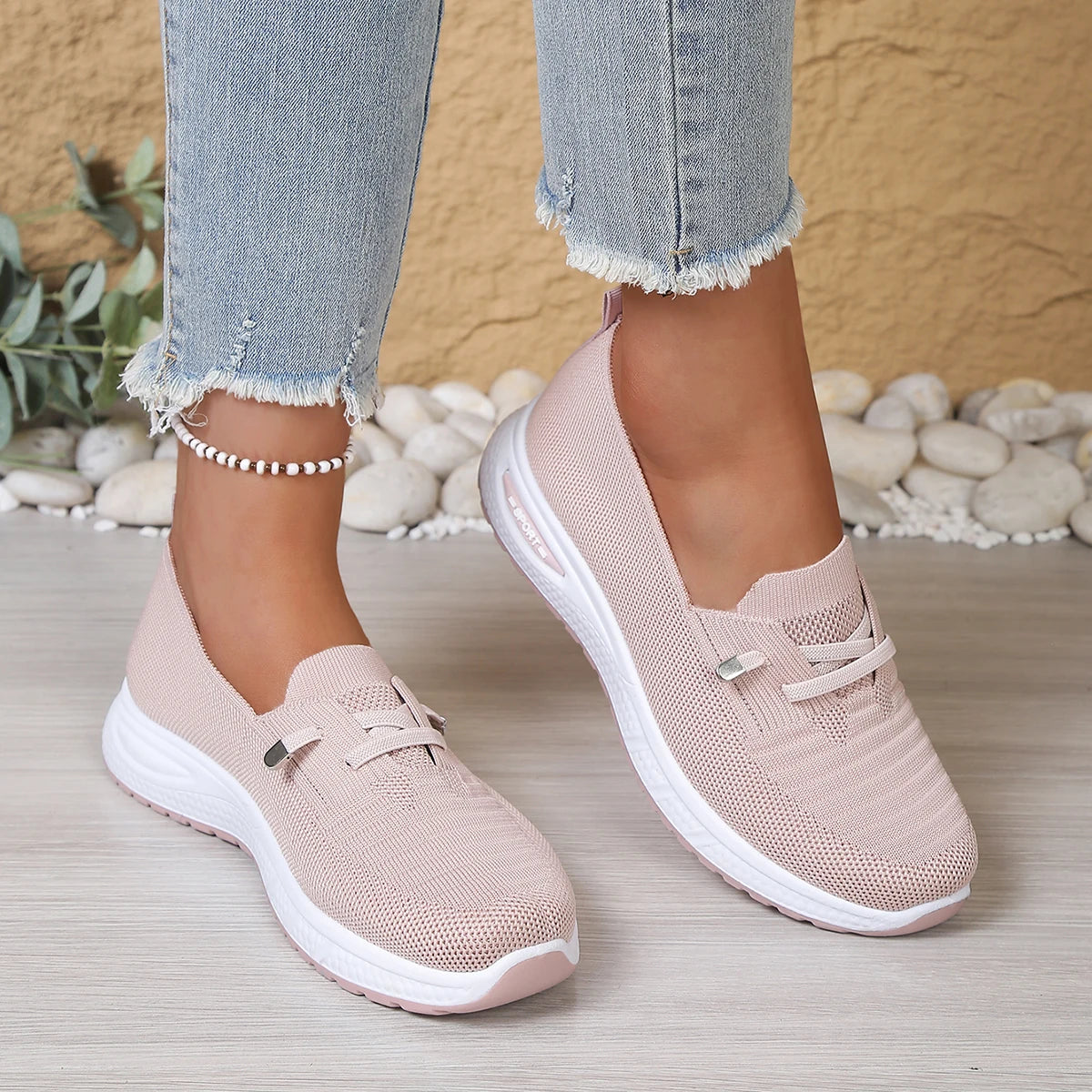 MARYAM | WOMEN'S LIGHTWEIGHT BREATHABLE PLATFORM TRAINERS