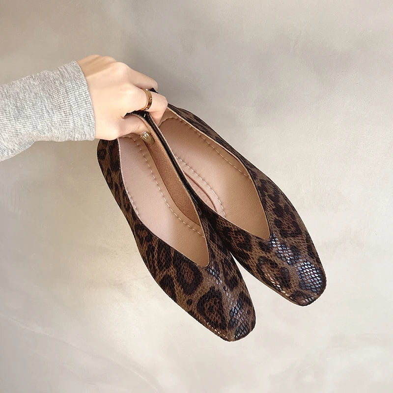 LYLA | WOMEN'S SNAKE PRINT SQUARE-TOE LOAFERS