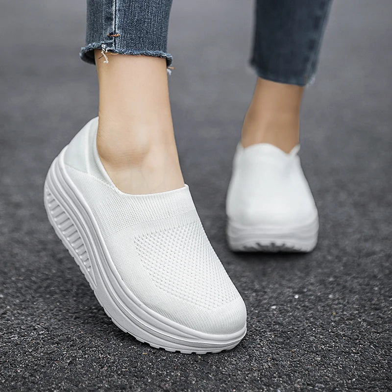 OLIVE | WOMEN'S PLATFORM CASUAL TRAINERS