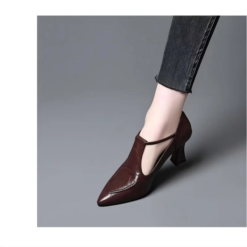 IMOGEN | VINTAGE T-STRAP BLOCK-HEEL SHOES