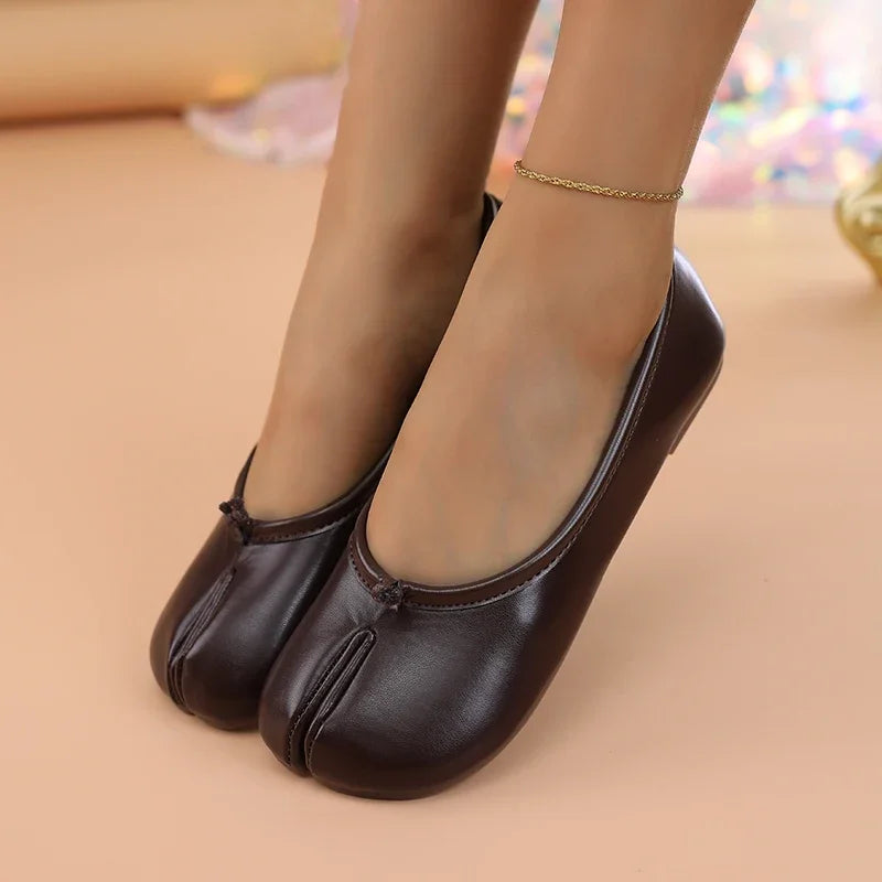 Beatrice | Soft Leather Split-Toe Ballet Flats