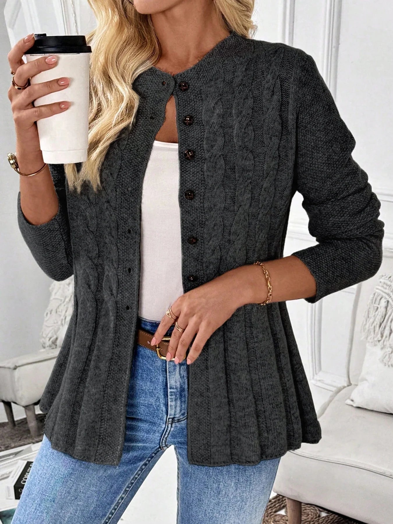 Eloise | Women's Classic Knitted Long-Sleeve Cardigan