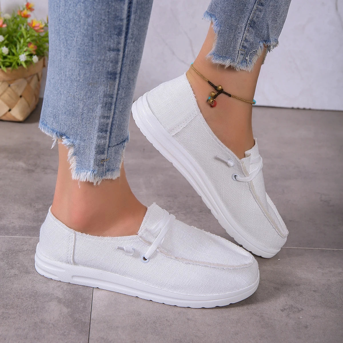 Maeve | Women's Casual Lace-Up Shoes
