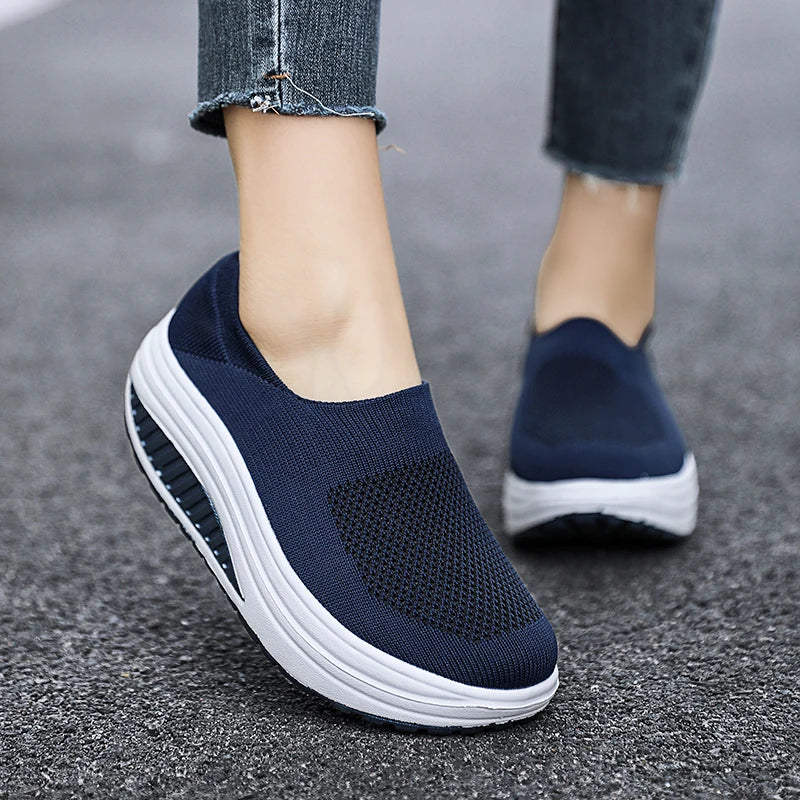 OLIVE | WOMEN'S PLATFORM CASUAL TRAINERS