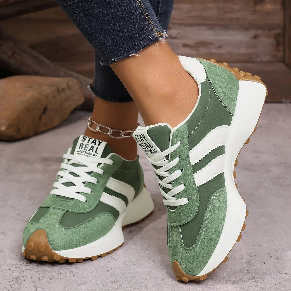 LISA ⎹ WOMEN’S ORTHOPEDIC TRAINERS