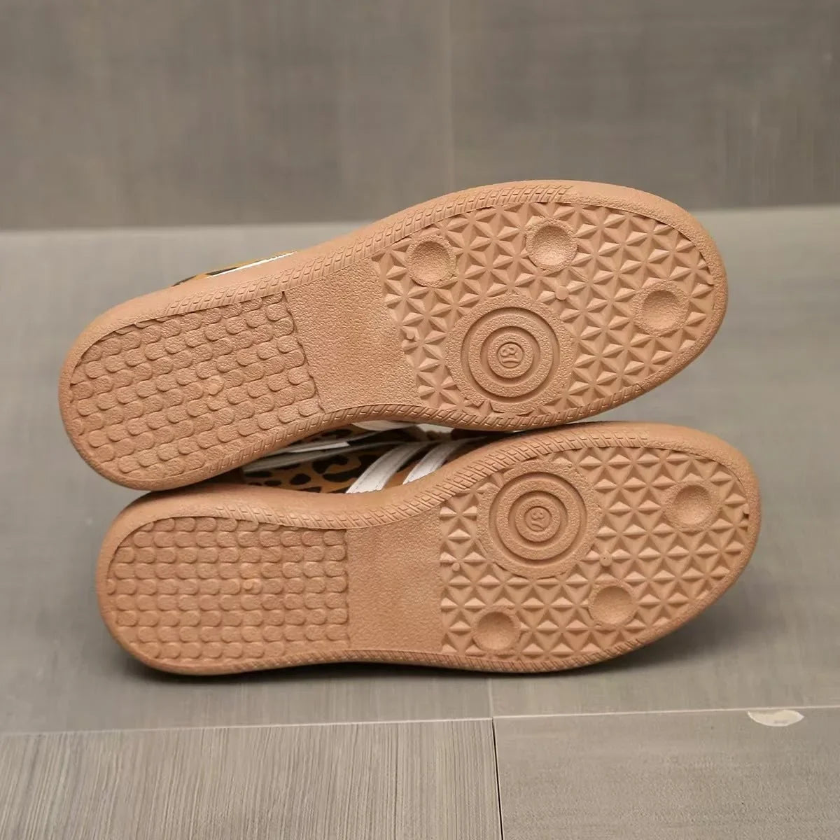ELSA | ORTHOPEDIC SUEDE TRAINERS  WIDE FIT