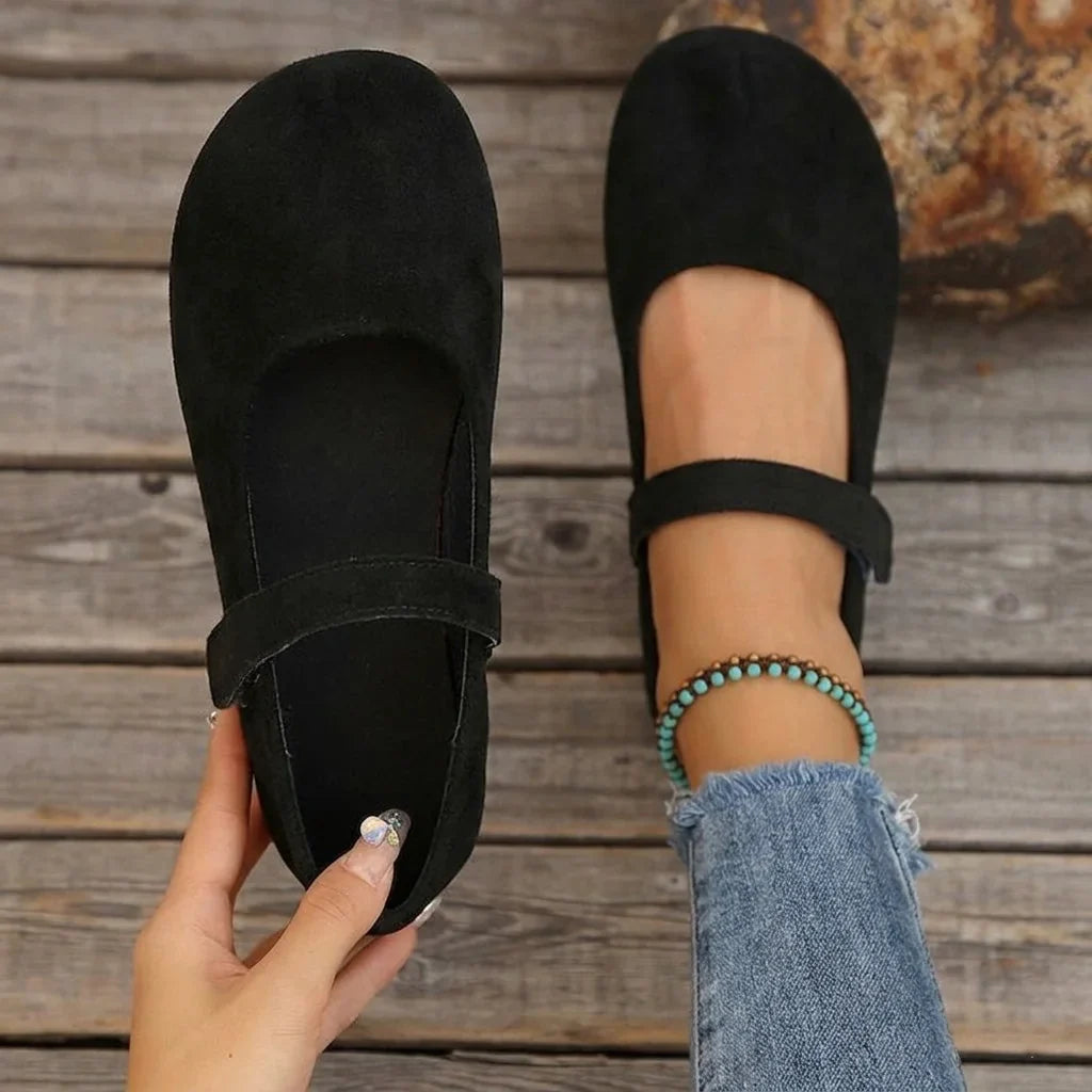 MOLLY | WIDE-FIT ORTHOPAEDIC MARY JANE SHOES