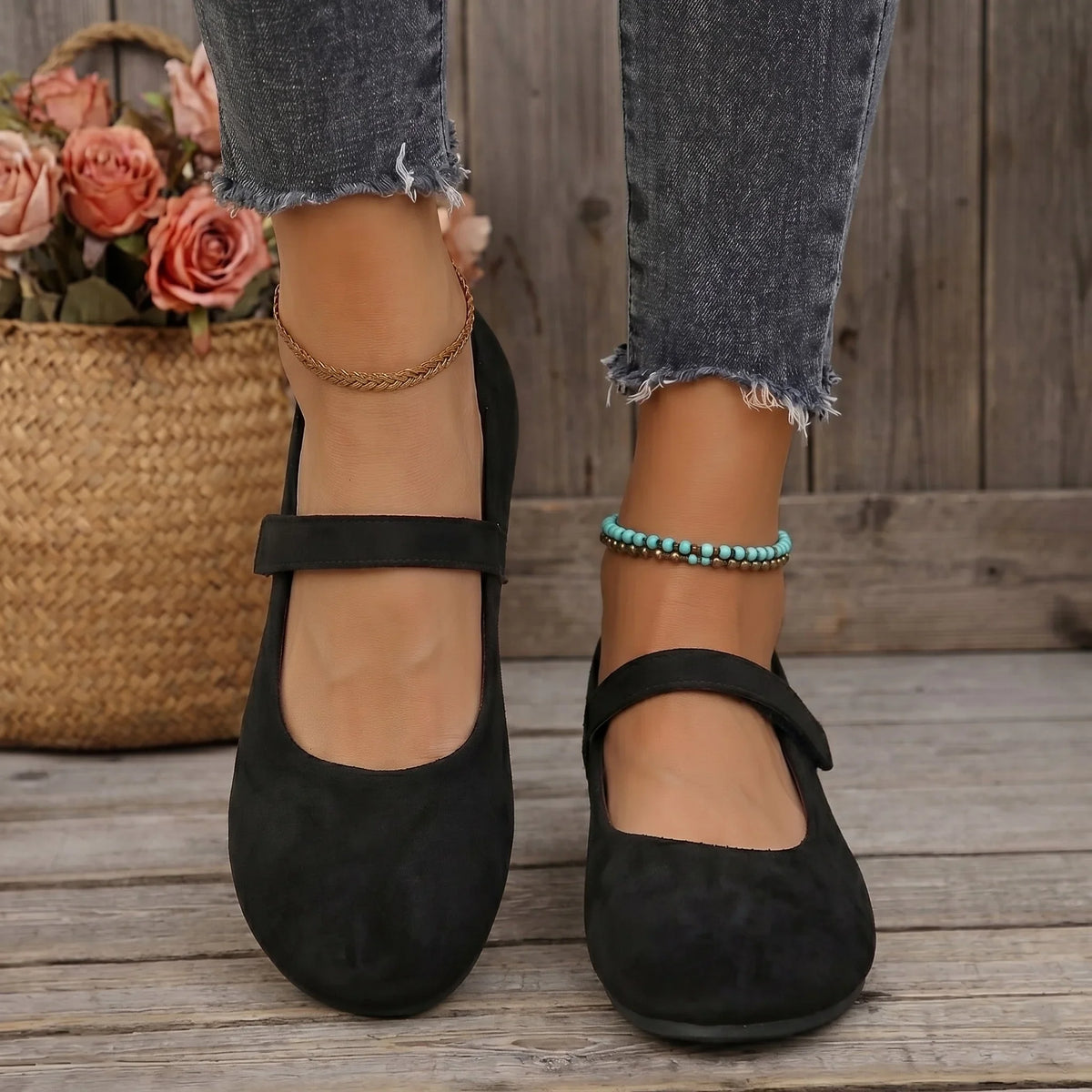 MOLLY | WIDE-FIT ORTHOPAEDIC MARY JANE SHOES