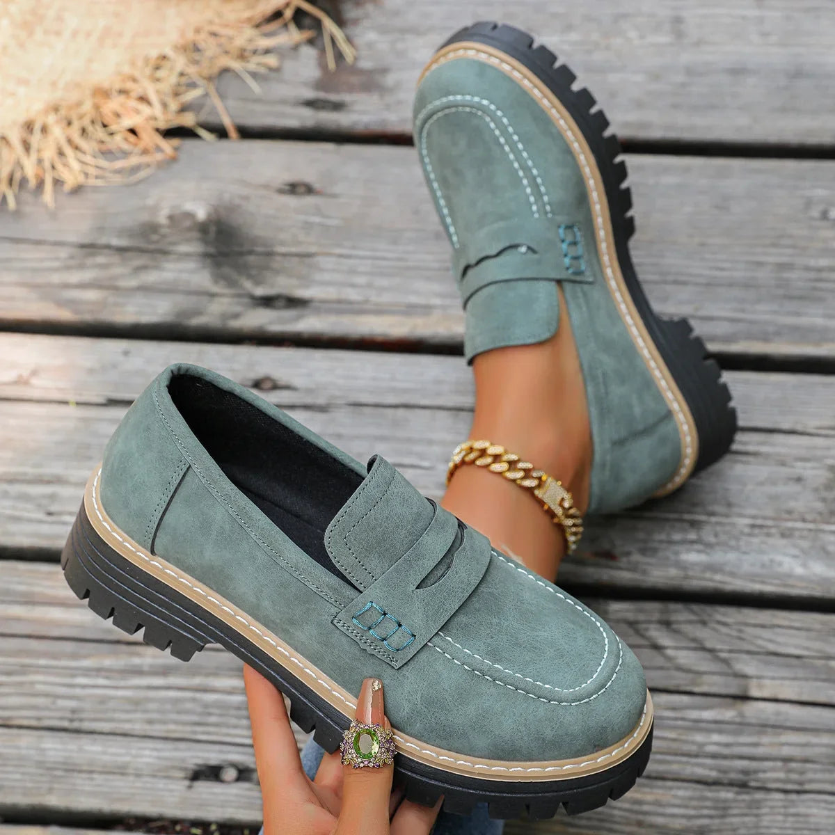 ELIANA | CHUNKY PLATFORM LOAFERS WITH ARCH SUPPORT