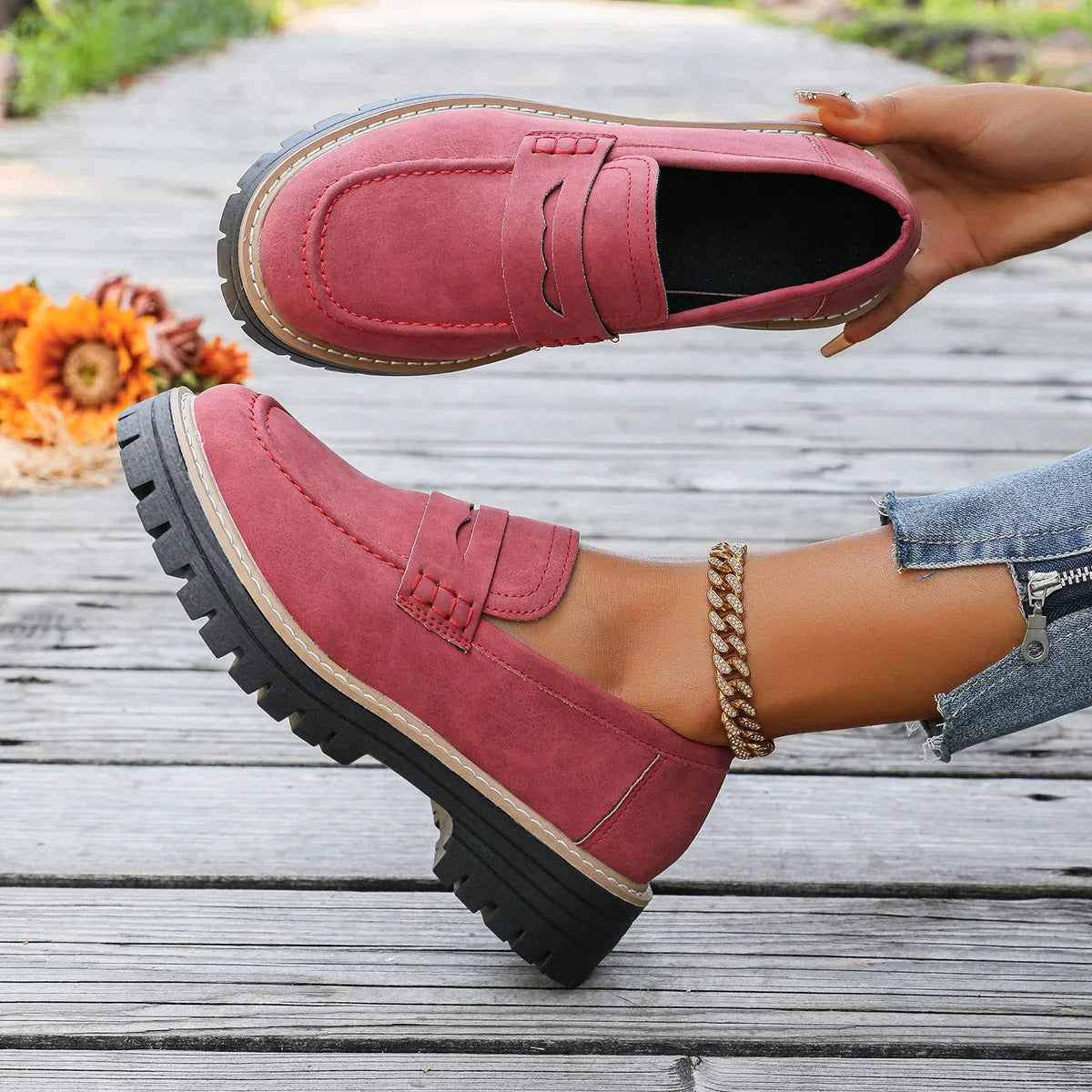ELIANA | CHUNKY PLATFORM LOAFERS WITH ARCH SUPPORT