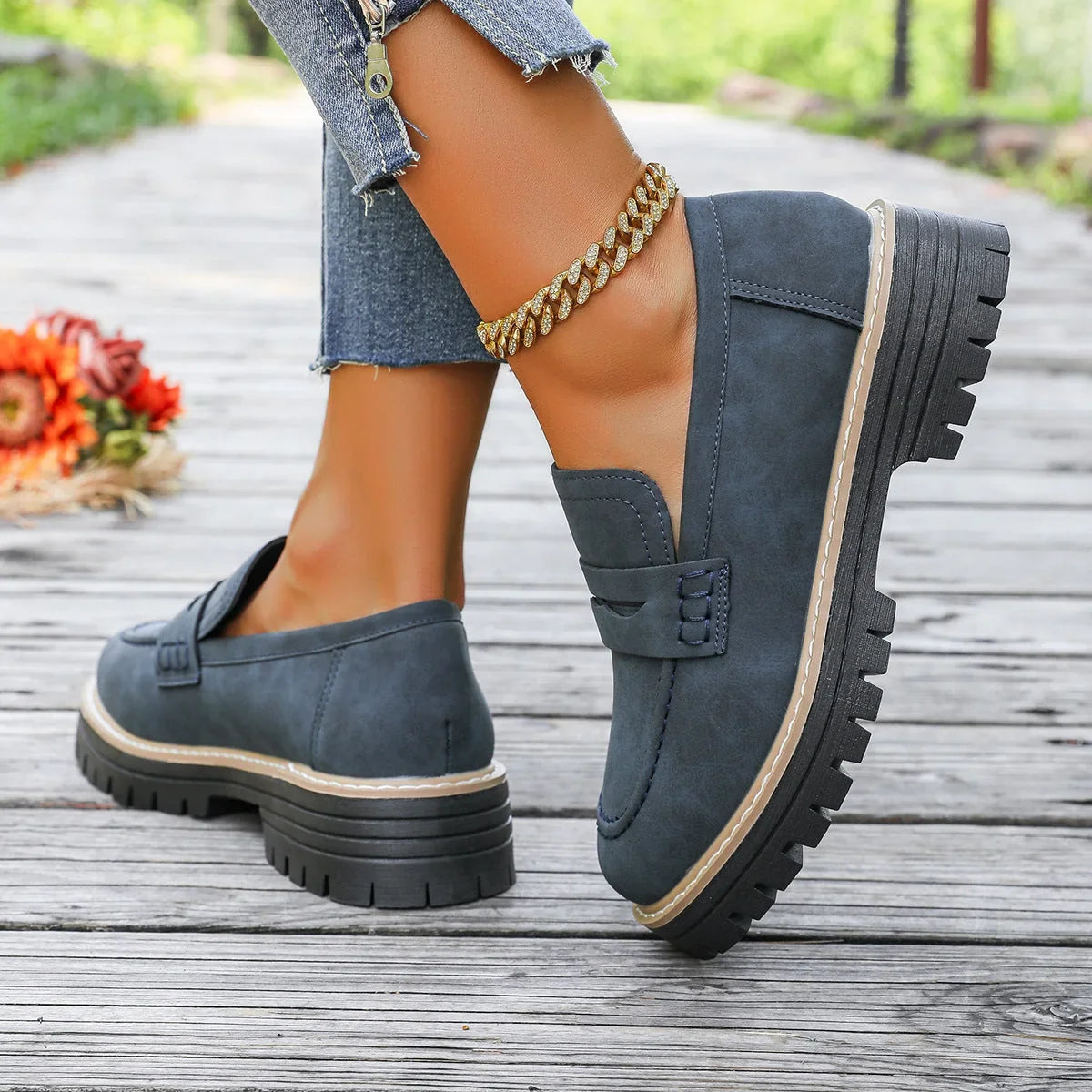 ELIANA | CHUNKY PLATFORM LOAFERS WITH ARCH SUPPORT