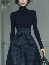 WOMEN’S NAVY BLUE TURTLENECK LONG SLEEVE FITTED KNIT TOP