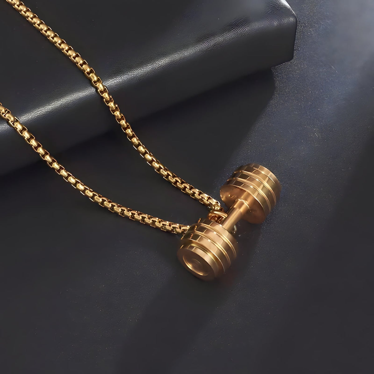 OLIVER | PUMP PENDANT NECKLACE