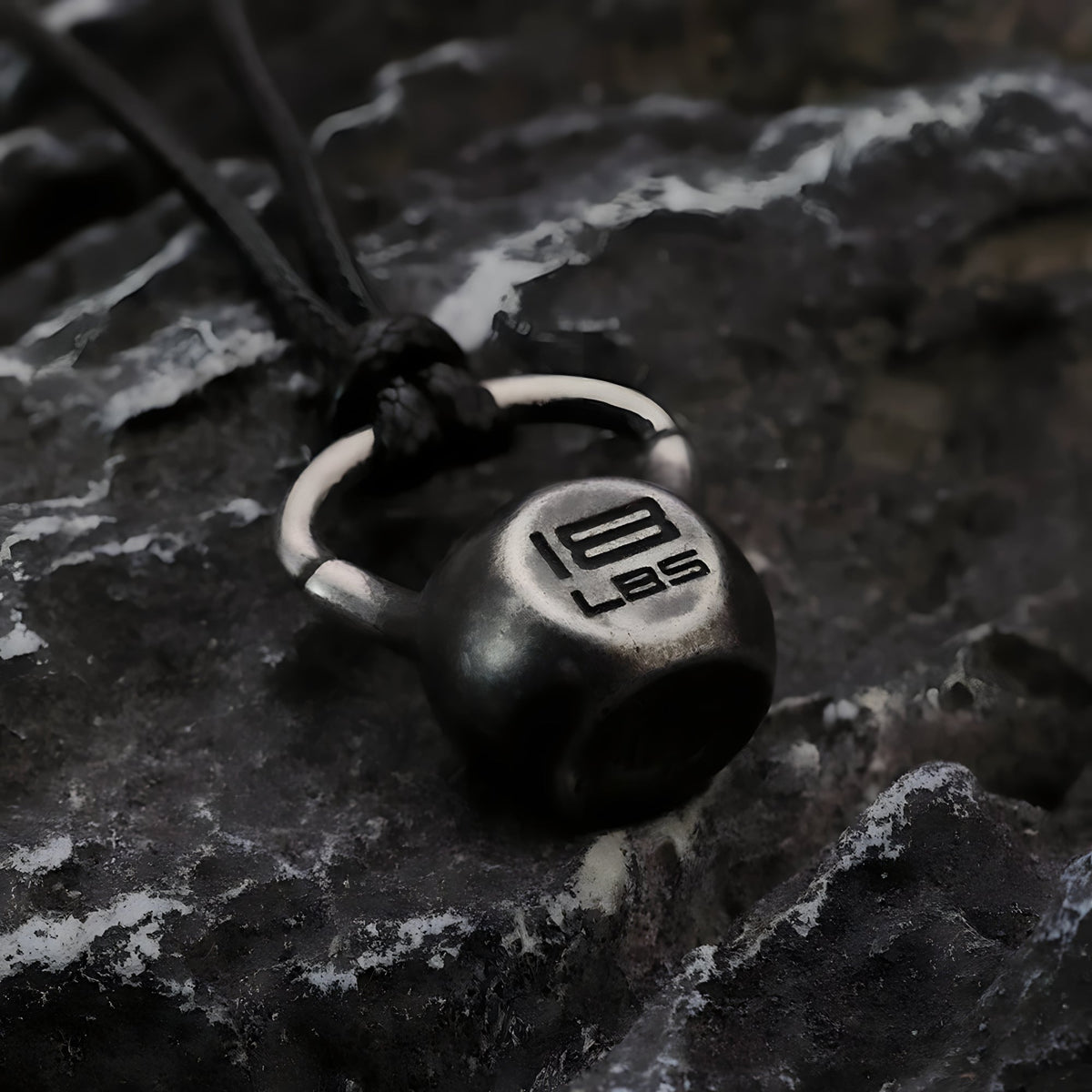 HARRY | KETTLEBELL NECKLACE