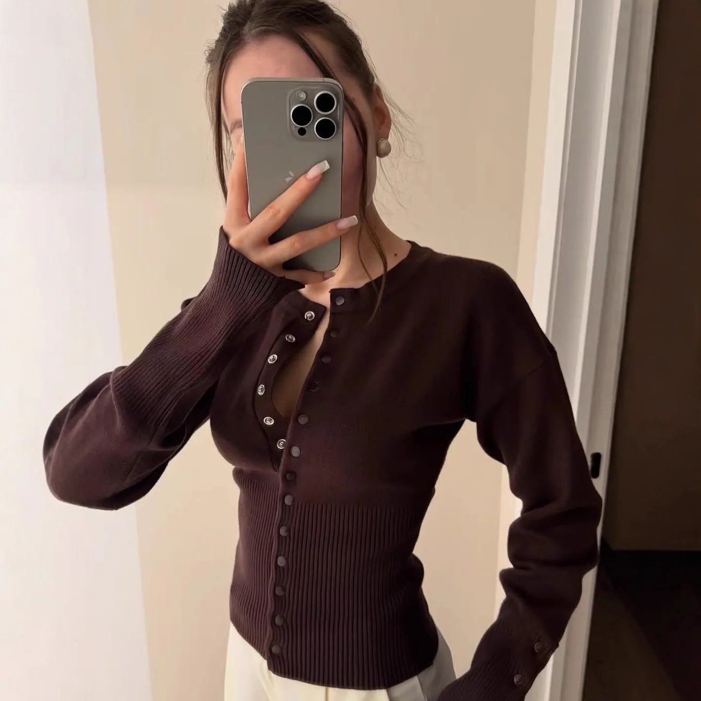 Rebecca | Buttoned Slim Cardigan