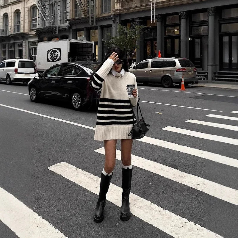 Katherine | Oversized Turtle Neck Striped Sweater